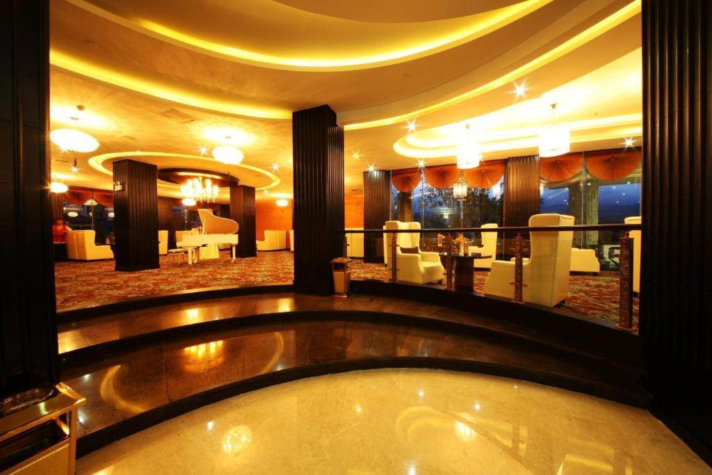 Xiongzhao Grand Hotel Weishan Dali (Yunnan) Exterior foto